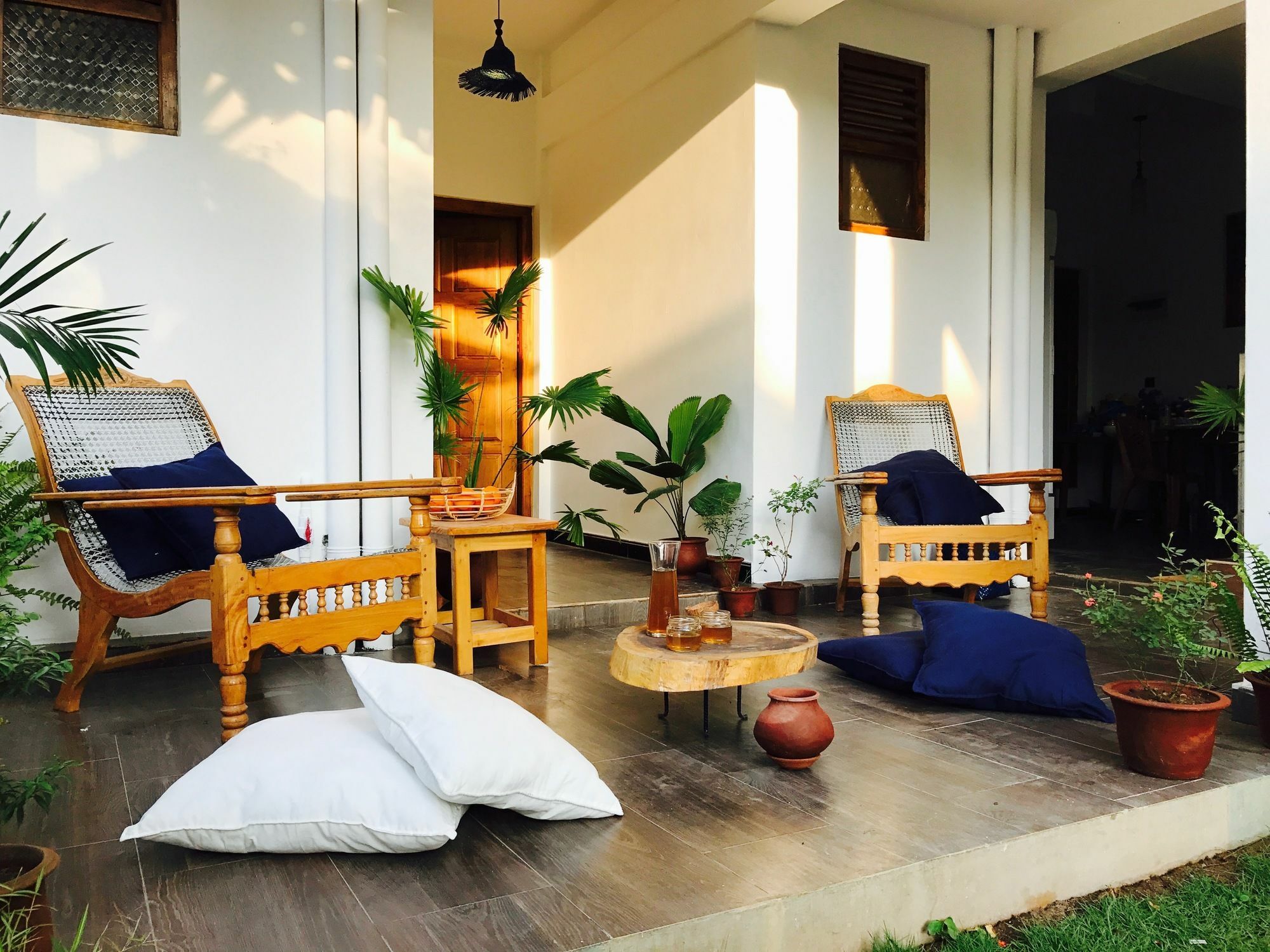 Hotel Moxy Bay Arugambay Arugam Bay Exterior foto