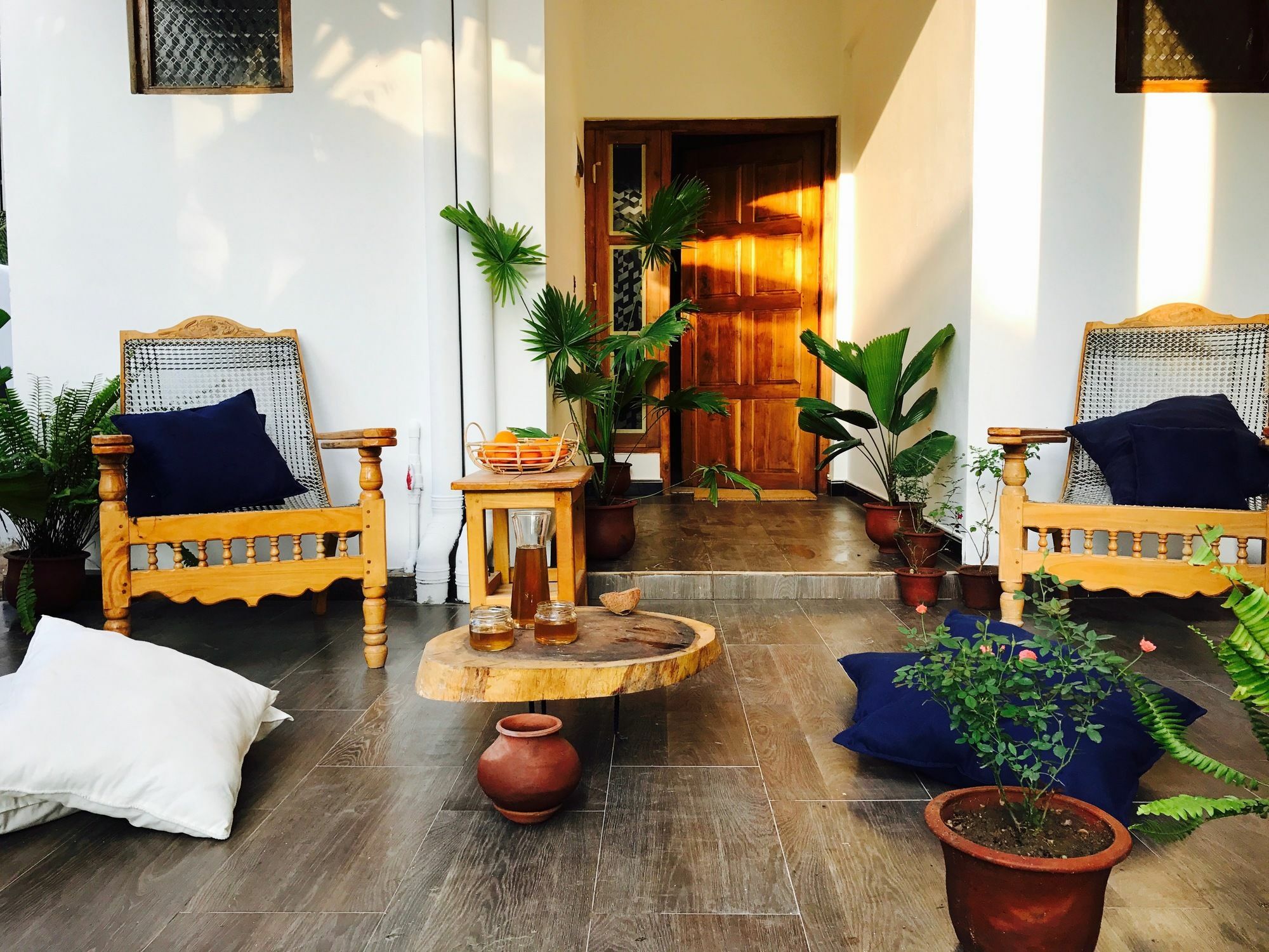 Hotel Moxy Bay Arugambay Arugam Bay Exterior foto